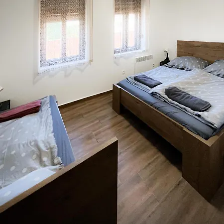 Kergemokus Vendeghaz Nagyberki