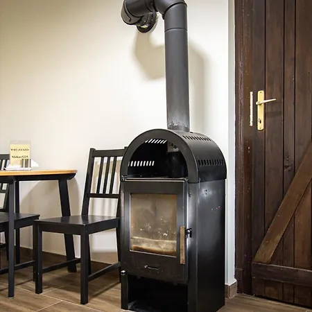 Kergemokus Vendeghaz شقة *